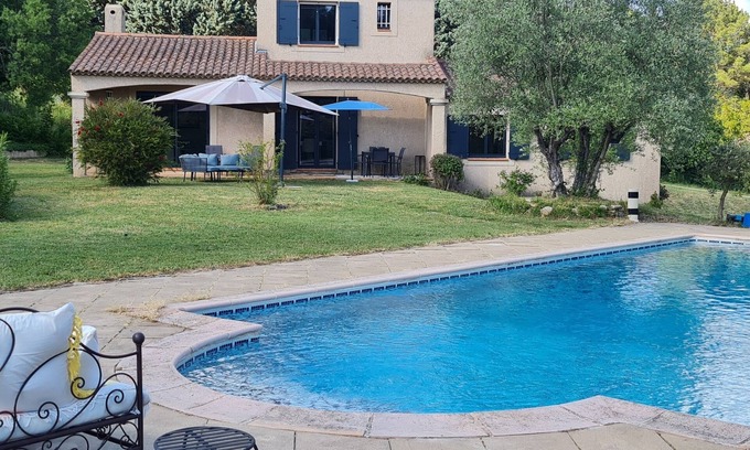 Fuveau House | Cozy Villa with Pool Near Aix en Provence - Guest Rated 10/10