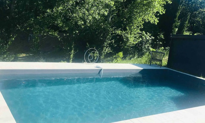 Deyme Villa | Villa avec Piscine: Relaxing Retreat by the Canal du Midi