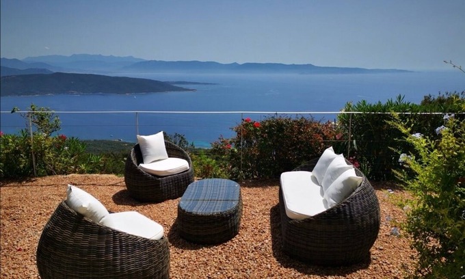 Coti-Chiavari Villa | Villa with Breathtaking Views of Golfe du Valinco