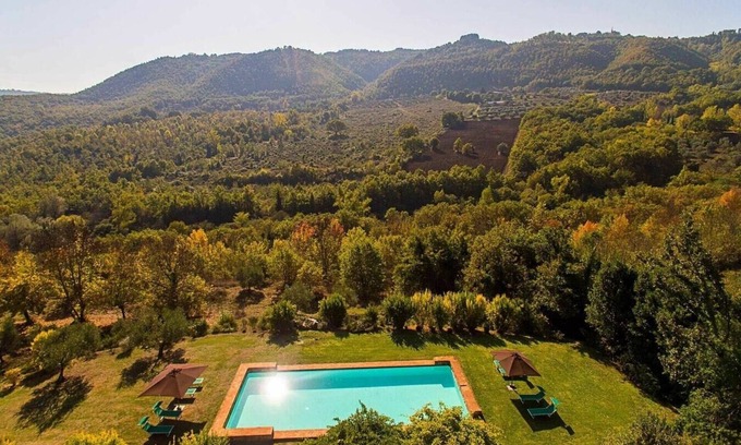 Ficulle Villa | Relaxing Villa with Private Pool in Scenic Umbria