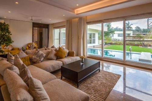 St.Stanislaus Villa Villa | Villa Azul by StayVista: Pool, Terrace & Snooker Table Getaway