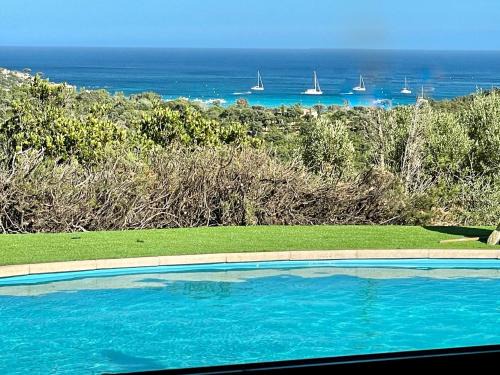 Santa Giulia Villa | Villa AZURA: Oceanfront Bliss with Heated Pool & Scenic Views