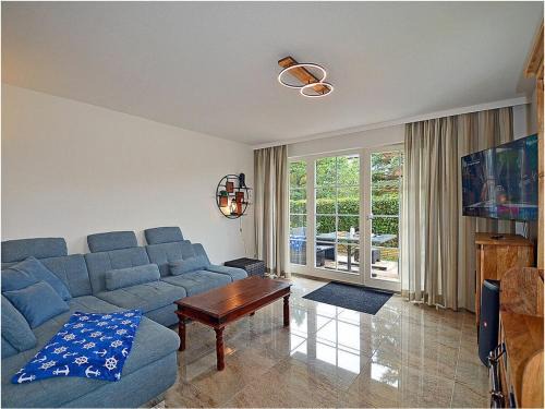 Glowe House | Villa Böck 9: Ideal Family Retreat with Pet-Friendly Amenities
