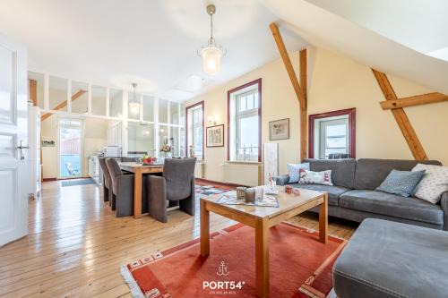 Busum Apartment | Cozy Villa Büsum Norderpiep: Pet & Child Friendly Retreat