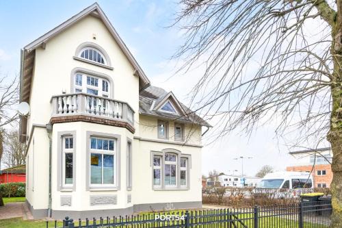 Busum Apartment | Pet-Friendly Villa Büsum Süderpiep - Ideal for Families