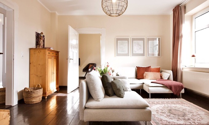 Gotha Apartment | Experience Villa B-neuer Geist: Top-Rated Family Retreat