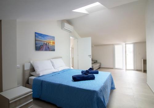 Viserbella Apartment | Villa Baci sul Mare - Oceanfront Apartment with Beach Access