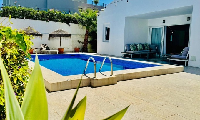 Golden Mile Villa | Beachside Villa with Private Pool on the Golden Mile