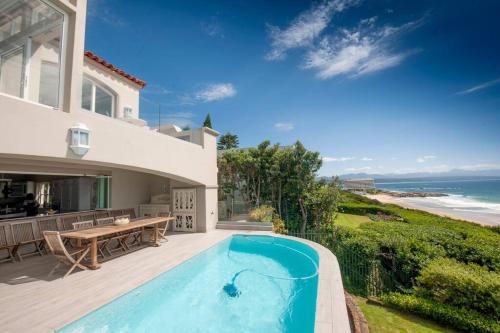 Robberg Beach Villa | Elegant Villas in Plettenberg Bay with Oceanfront Views