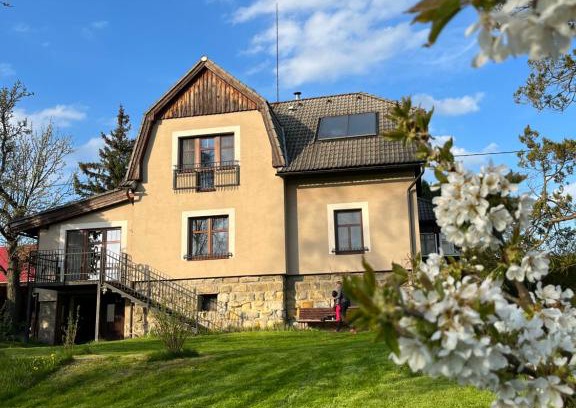 Radvanovice House | Villa Beata: Highly Rated Getaway for Families and Pets