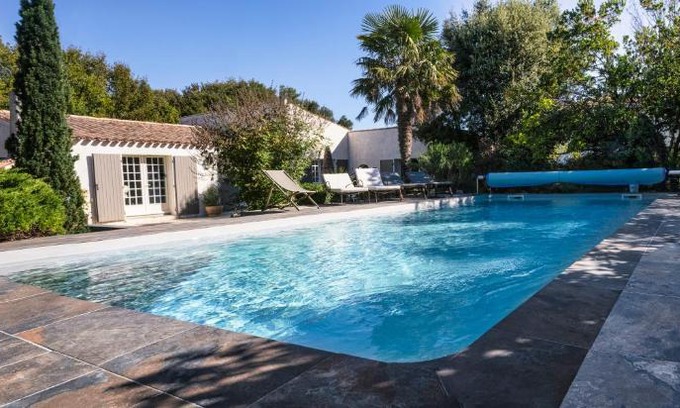 Marsilly Villa | Villa Bella: Family-Friendly Retreat with Inviting Pool