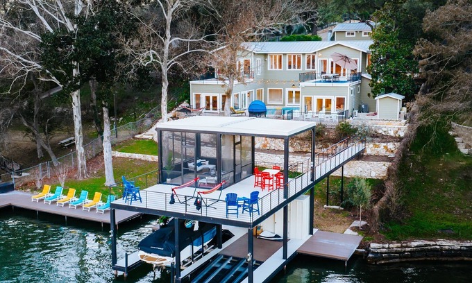 Lakeshore Addition House | Villa Bella Vista: Guest Rated 10/10 on Lake Austin