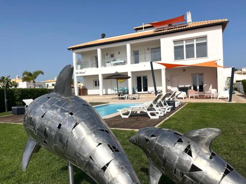 Albufeira Apartment | Villa Bellevue 4: Oceanfront Bliss with Pool & Kids' Fun