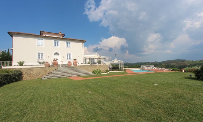 Certaldo Villa | Villa Belsole - Certaldo Tuscany with Heated Pool & Electric Car Charge