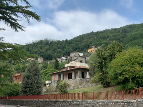 Popiglio Cabin | Experience Villa Belvedere di Popiglio: Family-Friendly Retreat