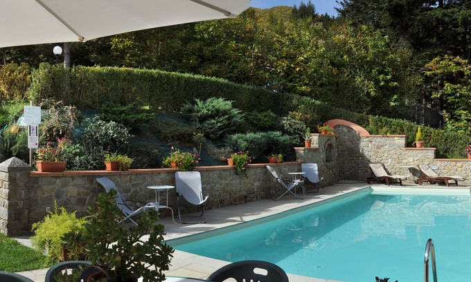 Camporgiano Apartment | Villa Benedetta: Ocean View Retreat with Private Pool