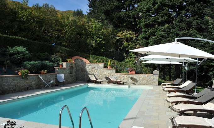 Camporgiano Apartment | Villa Benedetta: Premier Ocean View Retreat with Pool