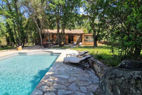 Barbaggio Villa | Villa Bergerie Baracco Argia: Poolside Retreat in Corsica