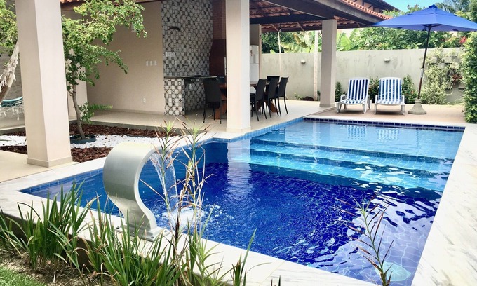 Maceio House | Villa Bianca: Modern 5-Bedroom Oasis with Ocean Views
