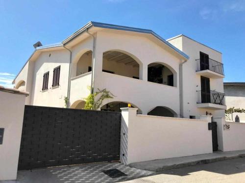 Arbatax House | Pet-Friendly Villa Bianca BB & Apartments with Breakfast