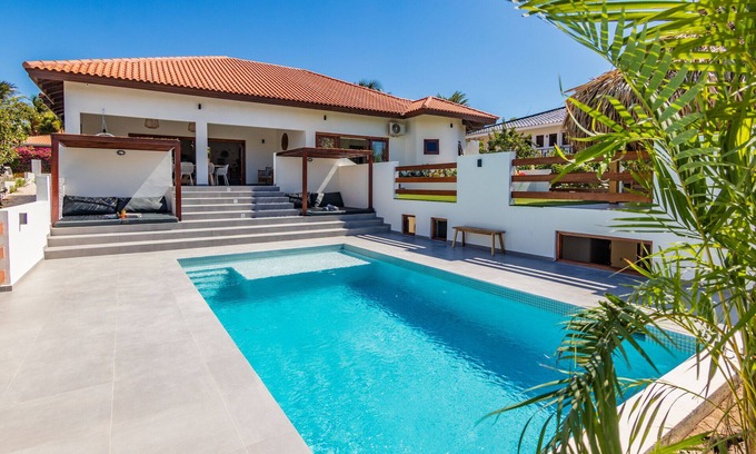 Jan Thiel Villa | Villa Blou: Relax by the Pool Near Jan Thiel Beach