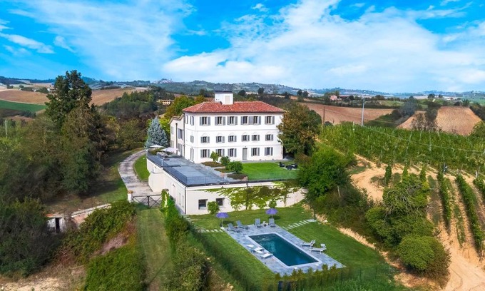 Fubine Villa | Discover Villa Boemia 10: Oceanfront Getaway for Families