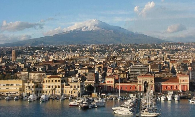 Viagrande Villa | Serene Villa Bonaccorso: Nature Retreat at Mount Etna