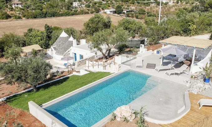 Putignano Villa | Relax at Villa 'Borgo Trulli 1817' with Private Pool & Spa