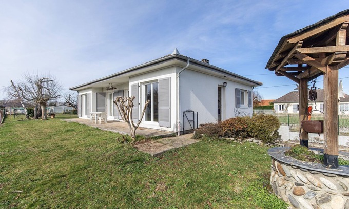 Salles-Adour House | Villa Bounty - Mountain Views & Private Parking Awaits