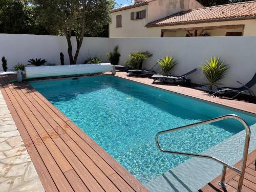 Bretignolles-sur-Mer Villa | Elegant Villa Brétignolles with Ocean Views and Pool