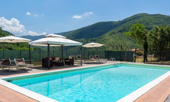 Londa House | Guest Rated: Villa by Interhome with Private Pool & SPA