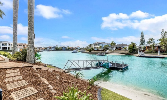 Runaway Bay House | Discover Villa by the Canal - Runaway Bay with Ocean Views