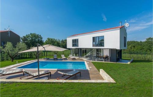 Barban House | Villa Caeli: Family-Friendly Retreat with Pool & Pets Welcome