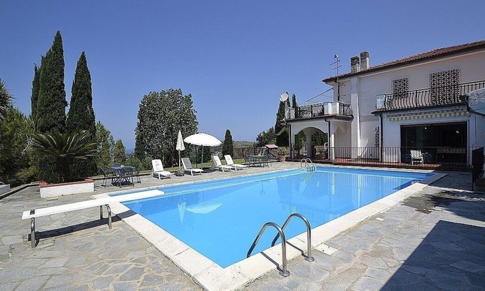 Agropoli House | Villa Calipso A: Guest Rated 9.6, Seaside Relaxation Awaits