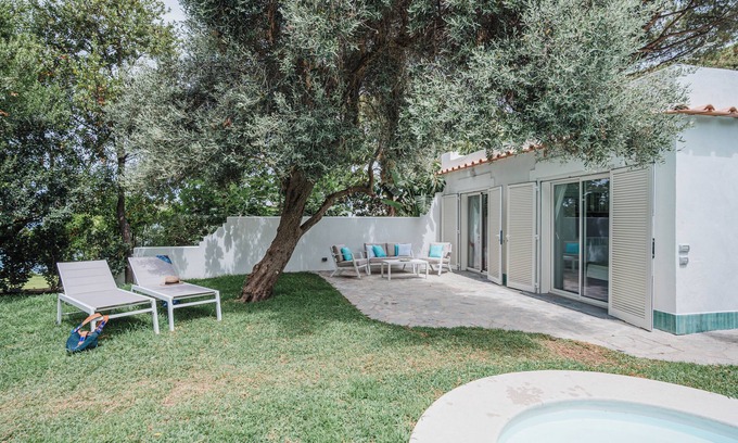 Ischia Porto House | Villa Camilla: Family-Friendly Retreat with Pool & Breakfast