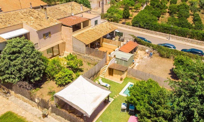 Campanet Villa | Relax at Villa Campins: Pet-Friendly Retreat with Pool