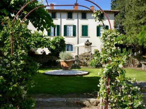 Rigutino Villa | Beautiful Villa Campo di Fiore with Ocean View & Pool
