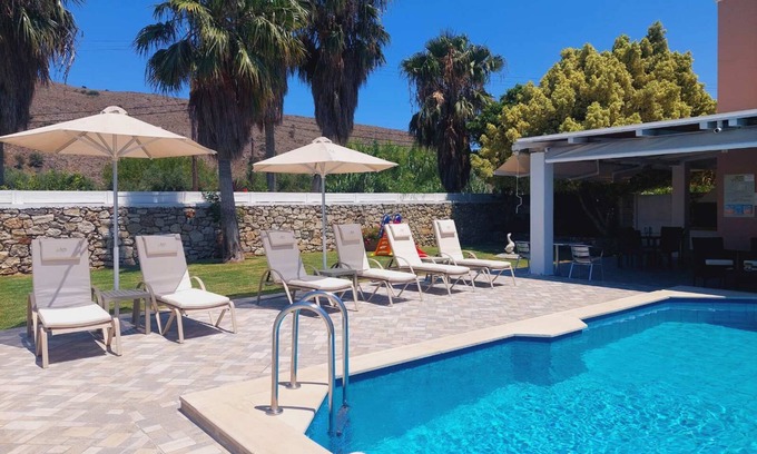 Georgioupolis Villa | Villa Campos: Poolside Retreat Near Beach & Georgioupolis