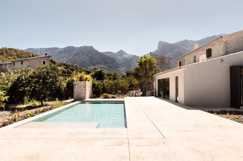 Soller House | Elegant Villa Can Batach with Ocean Views in Sóller