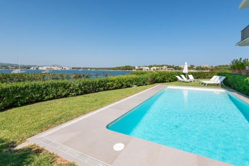 Portocolom Villa | Relax at Villa Marilla: Oceanfront Retreat with Pool