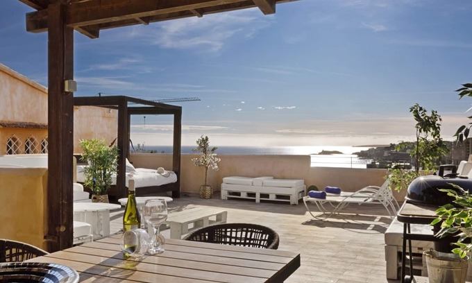 Calamayor Villa | Relaxing Villa Can Moya: Private Pool & Spa Amenities