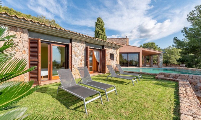 Bunyola Villa | Villa Can Toni Cat: Scenic Mountain Views & Private Pool
