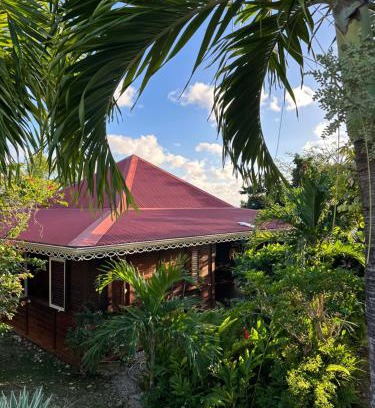 Grand-Bourg Villa | Villa Cannelle - Hauts de Beaufils