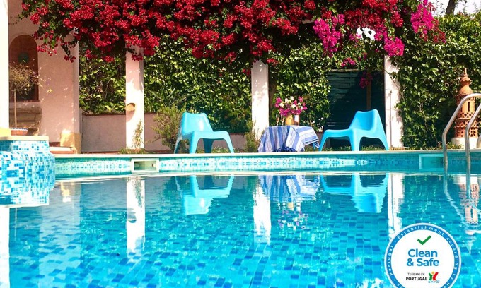 Fonte de Sesimbra House | Cozy Villa Canto da Lua with Oceanfront Views & Pool
