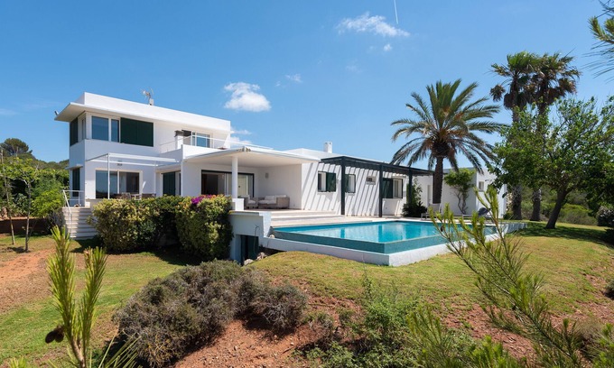 Cap d'en Font Villa | Villa Cap d'In Font: Oceanfront Retreat with Pool & Spa