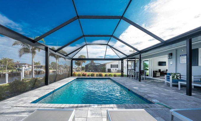 Punta Gorda House | V Capri - Waterfront Home with Pool & Ocean Views in Punta Gorda