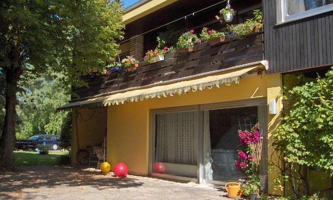 Pirmasens Apartment | Pet-Friendly Villa Caroline: A Budget Escape Awaits