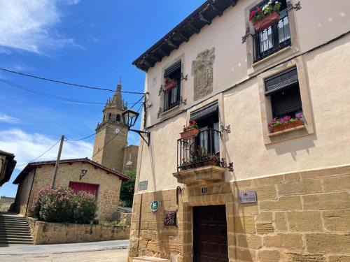 Zarraton Villa | Pet-Friendly Villa Carpe Diem with Exceptional Guest Ratings