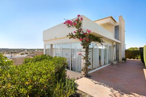 Carrapateira Villa | Discover Villa Carrapateira: 4-Star, Pet-Friendly Retreat