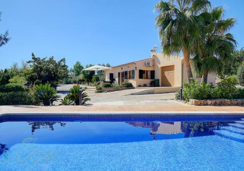 Santa Maria del Cami Villa | Relax at Villa Cas Frares - Family-Friendly with Private Pool